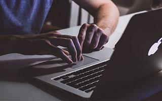 PG官方游戏-骑士强势开局斩获两连胜 年轻双核终呈光明未来